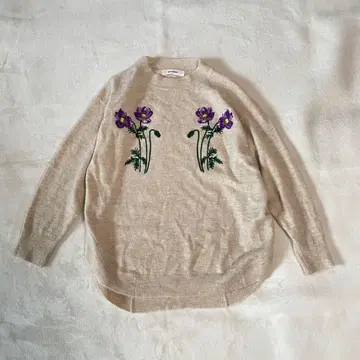 슈퍼 하카 꽃무늬 자수 니트 베이지 오버 사이즈 루즈핏