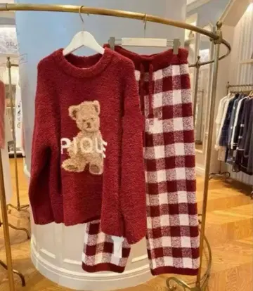 [ 인기 ] 젤라또피케 룸웨어 젤라피케 겨울 와인 레드 상하의 세트