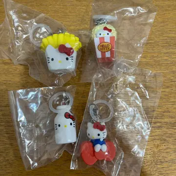 헬로키티 아메리칸 디자인 메지루시 액세서리 4개 세트