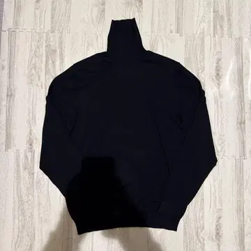 ZARA 자라 베이직 터틀넥 스웨터 M 사이즈 블랙