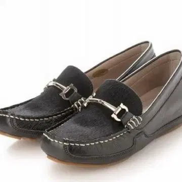 컨디션 최상 키스코 KISCO 여성용 비트인힐 블랙 23.5