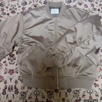 IENA 베이지 MA-1 자켓 새틴 소재