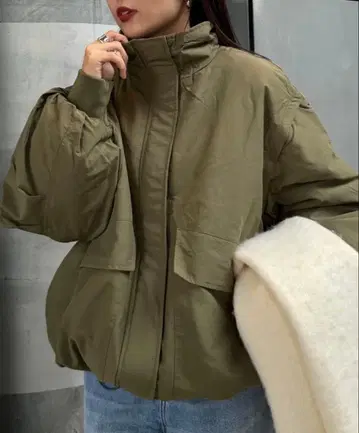 [ 가볍고 따뜻한 / 멀티 웨이 ] BIG 포켓 스탠드 워크 아우터