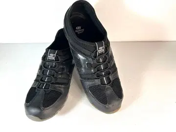 Hawkins Sport 블랙 스니커즈