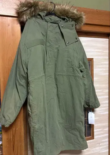 AZUL 올리브 모즈 코트 M 사이즈