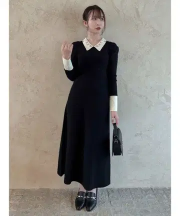 dazzlin 오너먼트 카라 니트 원피스