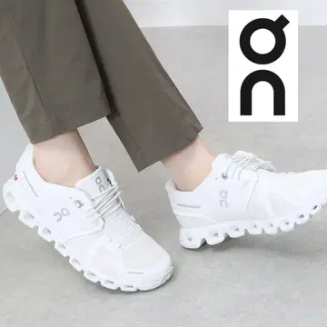 새상품급 On Cloud 5 러닝화 스니커즈 올 화이트