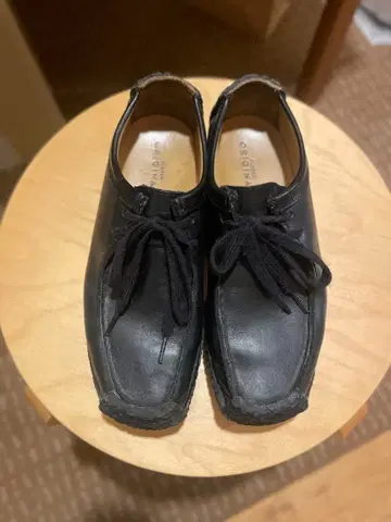 CLARKSORIGINALS natalie 가죽 신발