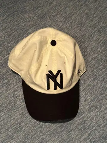 미사용 새상품 AMERICAN NEEDLE NY 로고 캡 화이트/브라운