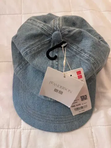 미사용 새상품 유니클로 JW ANDERSON 데님 캡 ONE SIZE