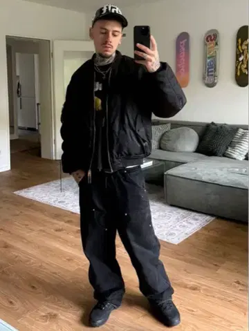 [ 완판템 ] ZARA 더블니 블랙 데님 카펜터 팬츠