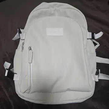 새상품급 화이트 나일론 백팩