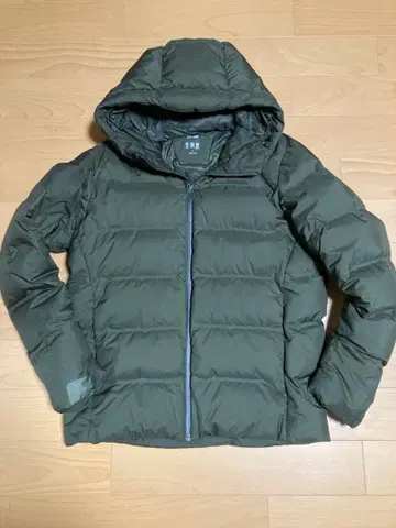 유니클로 심리스 다운 파카