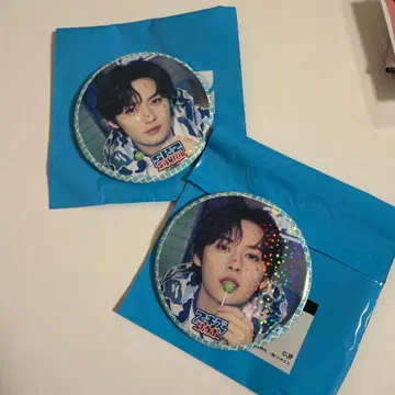 Stray kids 리노 SKZ 사우나 랜덤 캔뱃지 2종 컴프