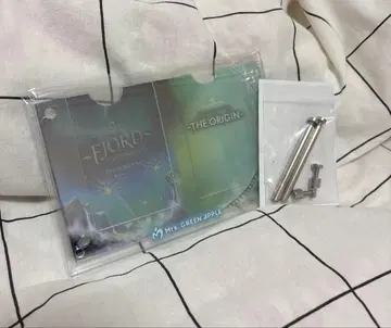 미세스 무비치케 아크릴 프레임