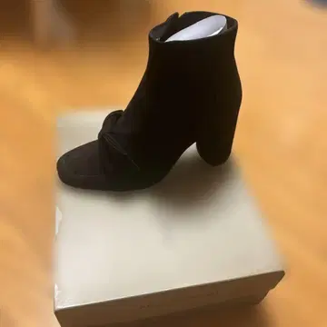 미사용 브루노프레미 스웨이드 리본 부츠