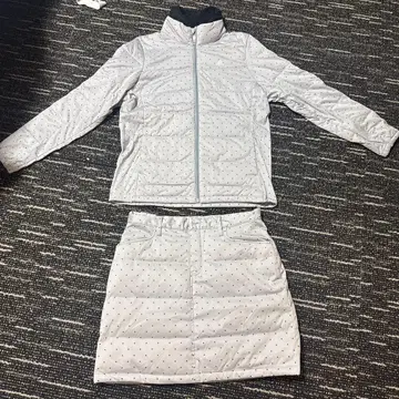 adidas 도트 무늬 자켓 L 사이즈와 스커트 M 사이즈 세트