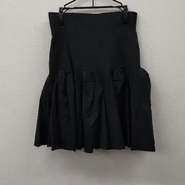 (13) FOXEYNEWYORK 블랙 플레어 스커트 턱 디자인