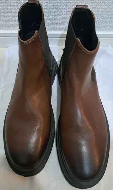 ZARA 청키 첼시 부츠