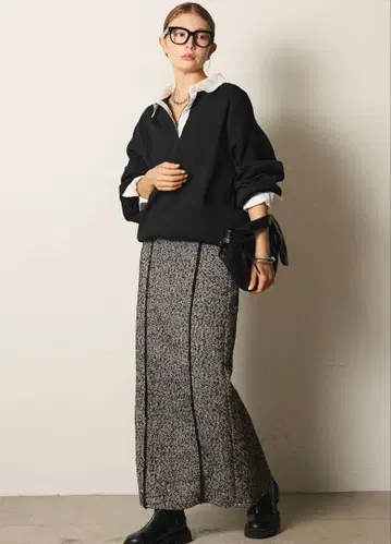 ESICA 카라 부착 폴로 상의+라인 트위드 와이드 스커트