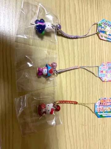 지역 한정 키티 스트랩 키티