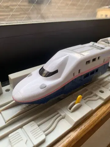 프라레일 신칸센 E4 MAX
