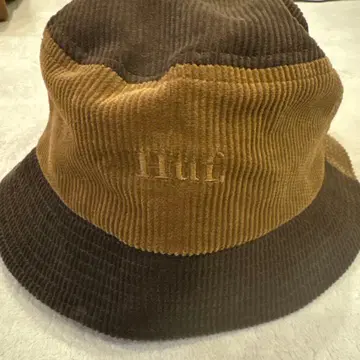 Huf 코듀로이 버킷햇 초레어