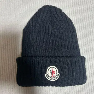 MONCLER 블랙 니트 모자