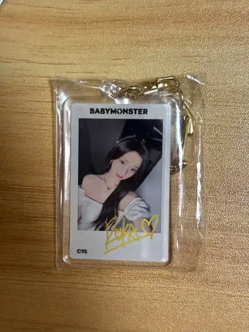 BABYMONSTER 팬 콘서트 캡슐 토이 루카 RUKA