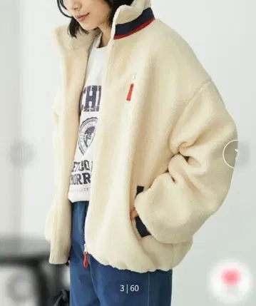 새상품 오버 사이즈 배색 하이넥 보아 블루종