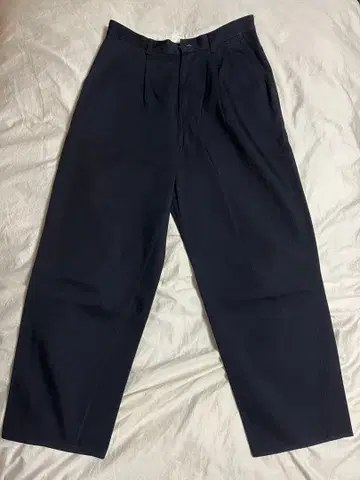 Graphpaper HARD TWILL TWO TUCK PANTS