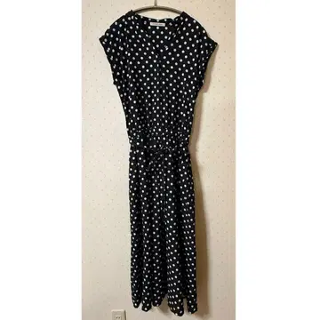도트 도트 원피스 화이트 블랙 PREFERIR  38 M 사이즈