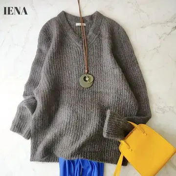 이에나 V넥 모헤어 니트 양모 모헤어 꽈배기