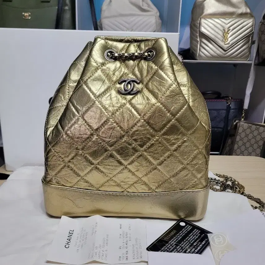 샤넬 가브리엘 호보 금장 백팩 미듐 사진 1