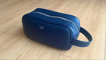 [새상품급] 엠포리오 아르마니 네이비 파우치 백