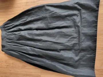 Mila Owen 블랙 플레어 롱 스커트 허리밴딩