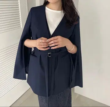 미사용 새상품 아뉴앙스 레이어드 컬러 슬릿 슬리브 자켓