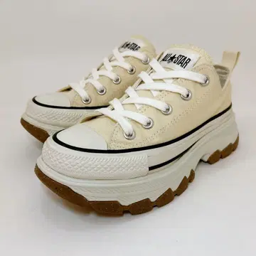 컨디션 최상 컨버스 트랙 웨이브 로우컷 통굽 버터 화이트 22cm