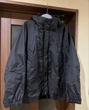 FREAK'S STORE TAION 콜라보 마운틴 후드티