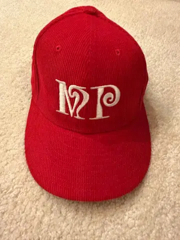 Manhattan Portage 빨간색 코듀로이 캡