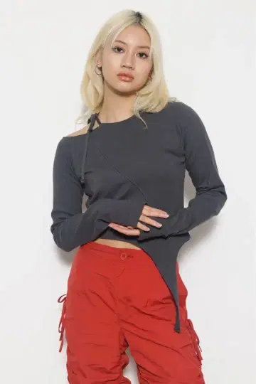 lagua gem neck string cut tops