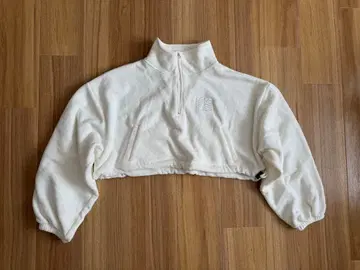 GYDA 하이넥 크롭 맨투맨 F 화이트