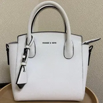 찰스앤키스 핸드백 화이트