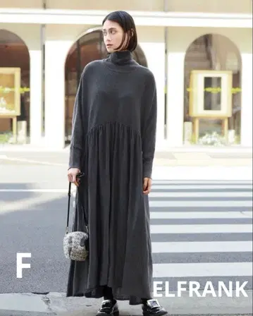 새상품 ELFRANK 엘프랭크 터틀넥 니트 플레어 롱 원피스