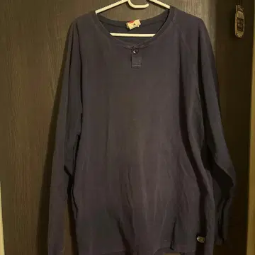 KOROSEAL 네이비 M 사이즈 긴팔 T셔츠