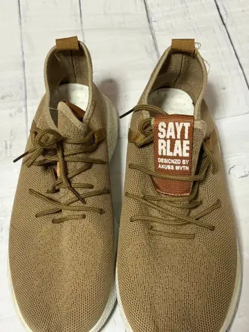 SAYT RLAE 베이지 스니커즈