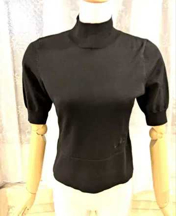 엠즈 그레이시 상의 38 로고 리본 자수 블랙