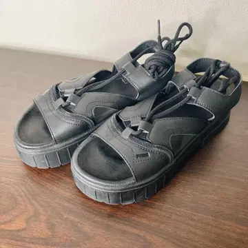 PUMA 메이즈 샌들 레이스 25cm 블랙 통굽 여성용