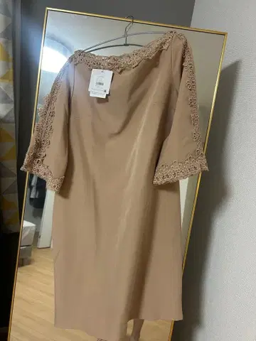 베이지 레이스 장식 7부 소매 원피스 파티 드레스