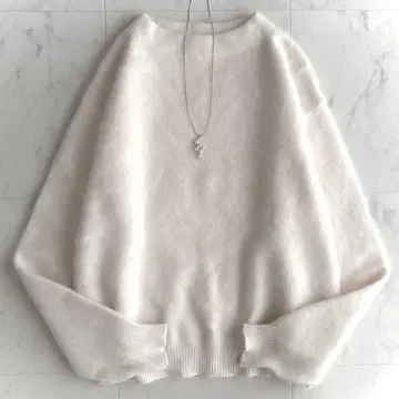 새상품급 보르지 플러피얀 벌룬 슬리브 풀오버